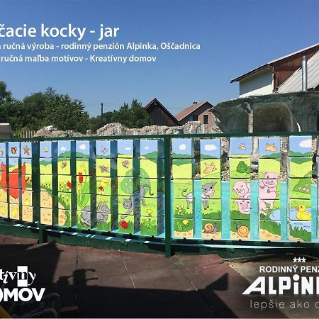 Rodinne Apartmany Alpinka オシュチュニツァ エクステリア 写真