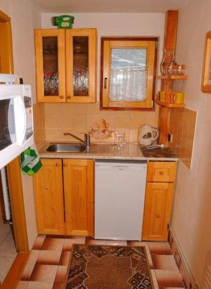 Rodinne Apartmany Alpinka オシュチュニツァ エクステリア 写真