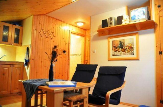 Rodinne Apartmany Alpinka オシュチュニツァ エクステリア 写真
