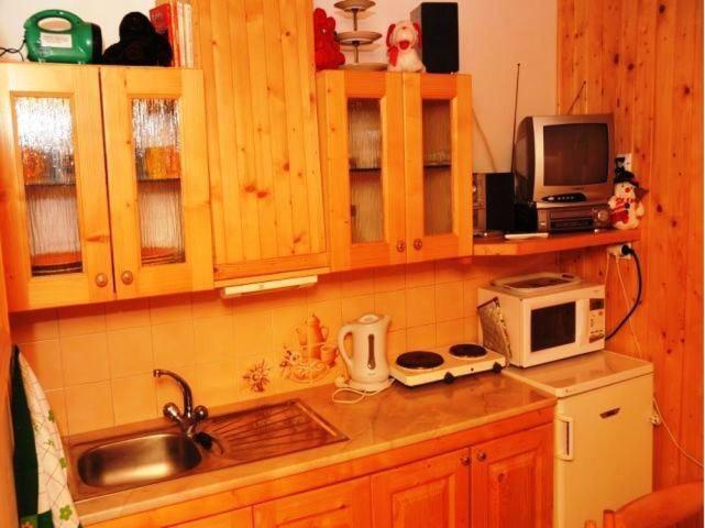 Rodinne Apartmany Alpinka オシュチュニツァ エクステリア 写真
